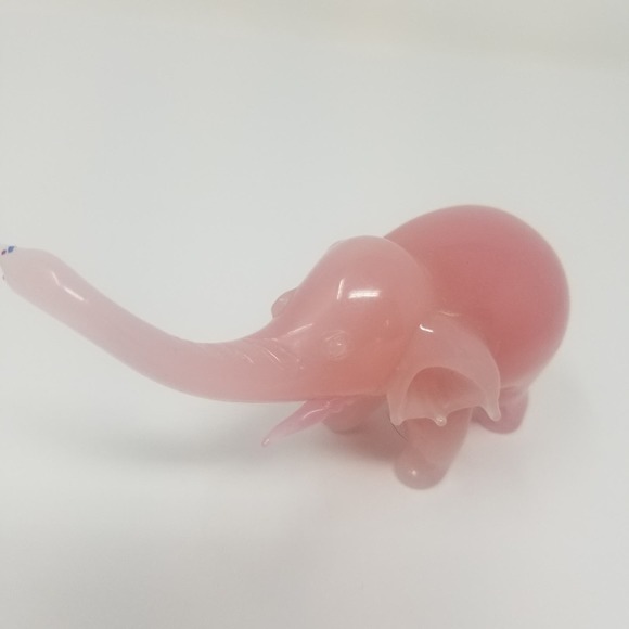 Vintage 80's Pink Marble Glass Mini Elephant - Picture 5 of 10